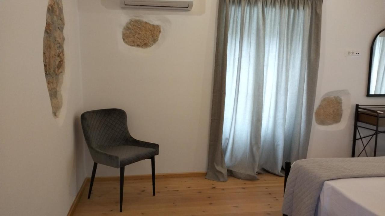Vila Vikou House Yírion Exteriér fotografie