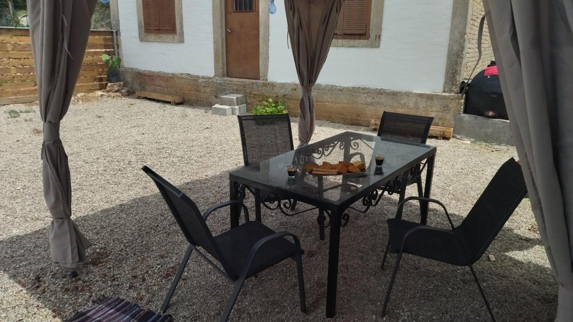 Vila Vikou House Yírion Exteriér fotografie