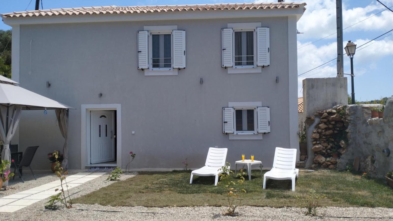 Vila Vikou House Yírion Exteriér fotografie